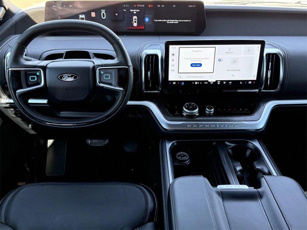 used 2025 Ford Expedition car, priced at $75,337