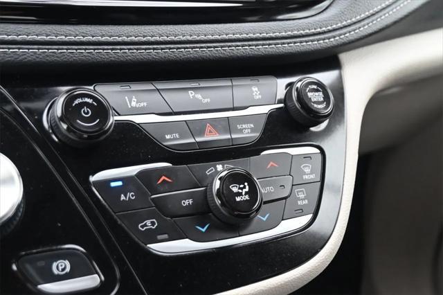 used 2023 Chrysler Pacifica Hybrid car, priced at $26,316