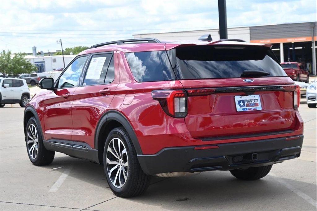 used 2025 Ford Explorer car, priced at $38,999