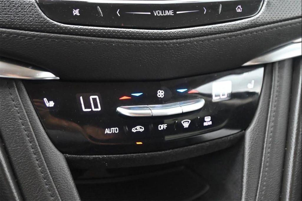 used 2019 Cadillac XT5 car, priced at $17,373