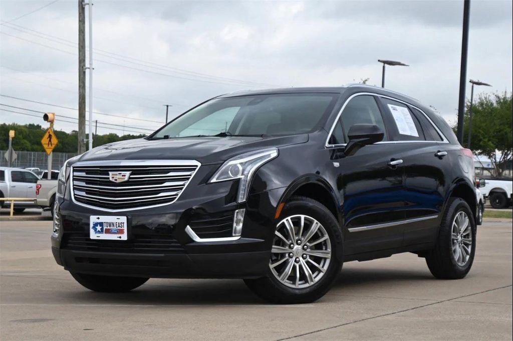 used 2019 Cadillac XT5 car, priced at $17,373