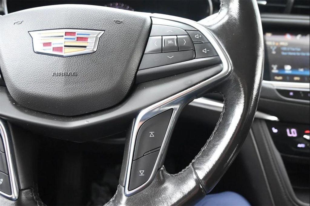 used 2019 Cadillac XT5 car, priced at $17,373