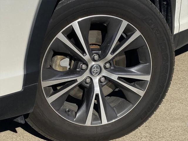 used 2019 Toyota Highlander car, priced at $19,771