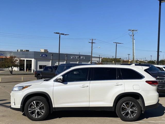 used 2019 Toyota Highlander car, priced at $19,771