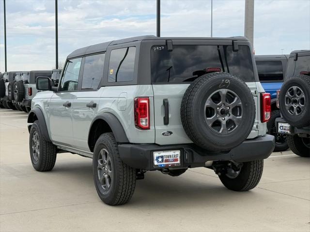 new 2024 Ford Bronco car, priced at $45,929