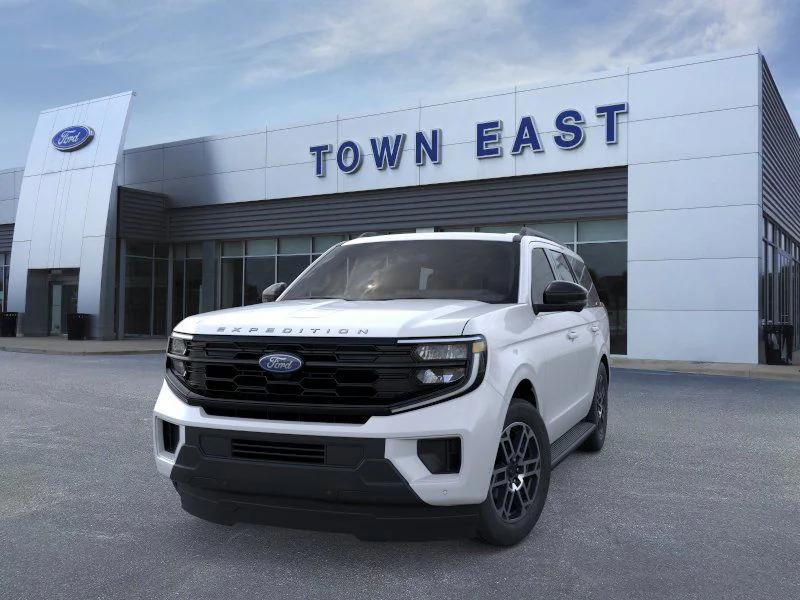 new 2025 Ford Expedition car, priced at $63,179