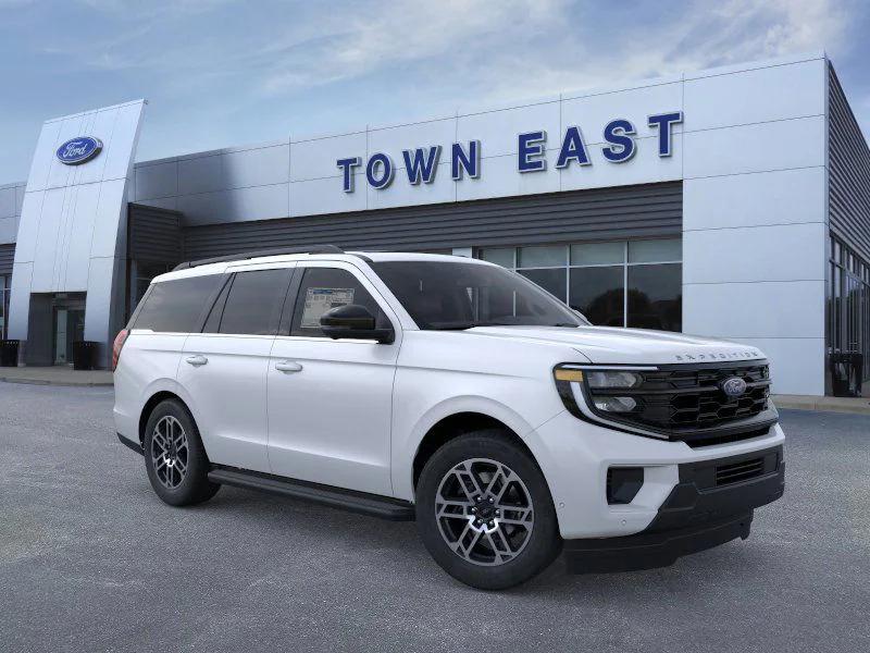 new 2025 Ford Expedition car, priced at $63,179