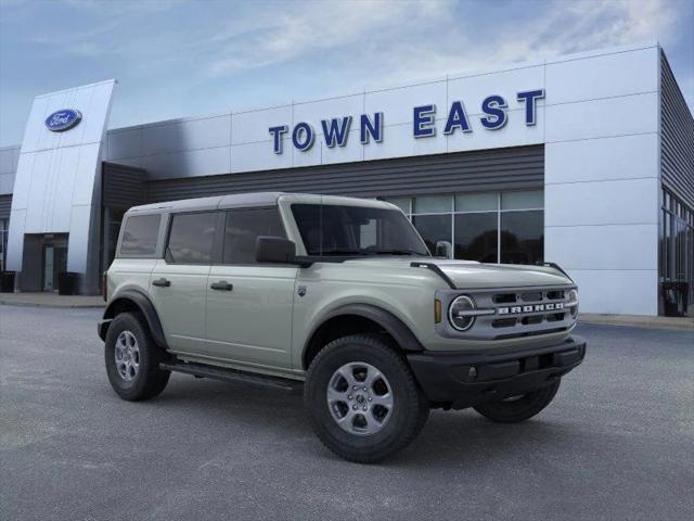 new 2024 Ford Bronco car, priced at $46,007