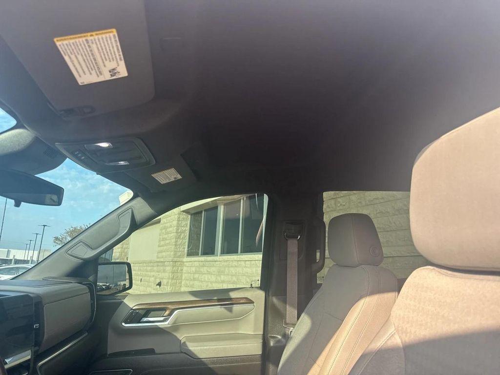 used 2022 Chevrolet Silverado 1500 car, priced at $33,134