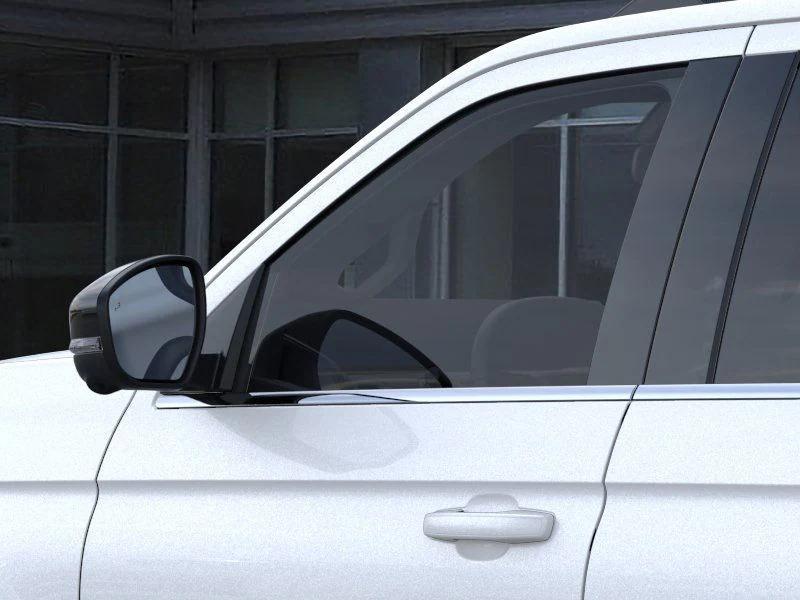 new 2025 Ford Expedition car, priced at $76,299