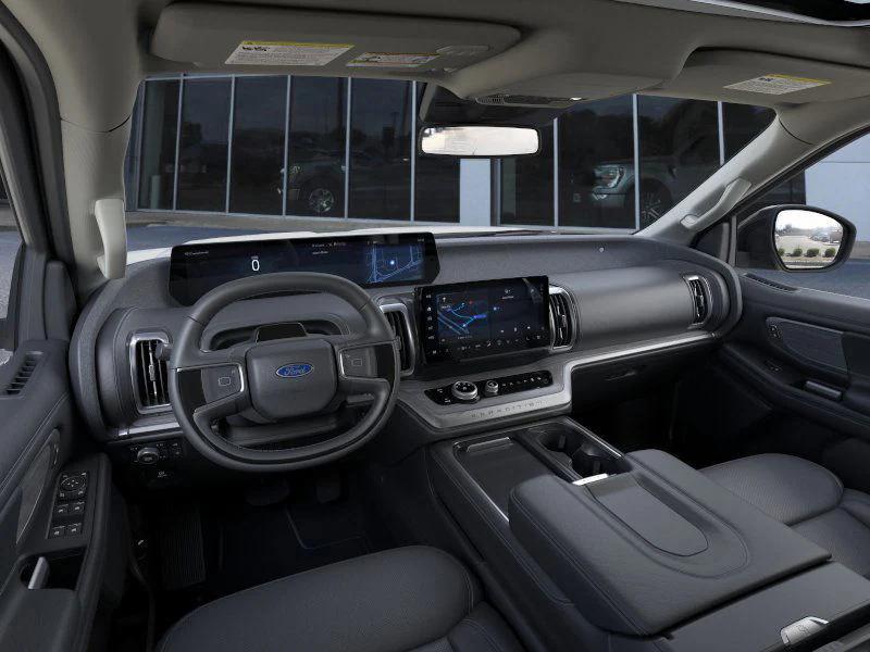 new 2025 Ford Expedition car, priced at $76,299