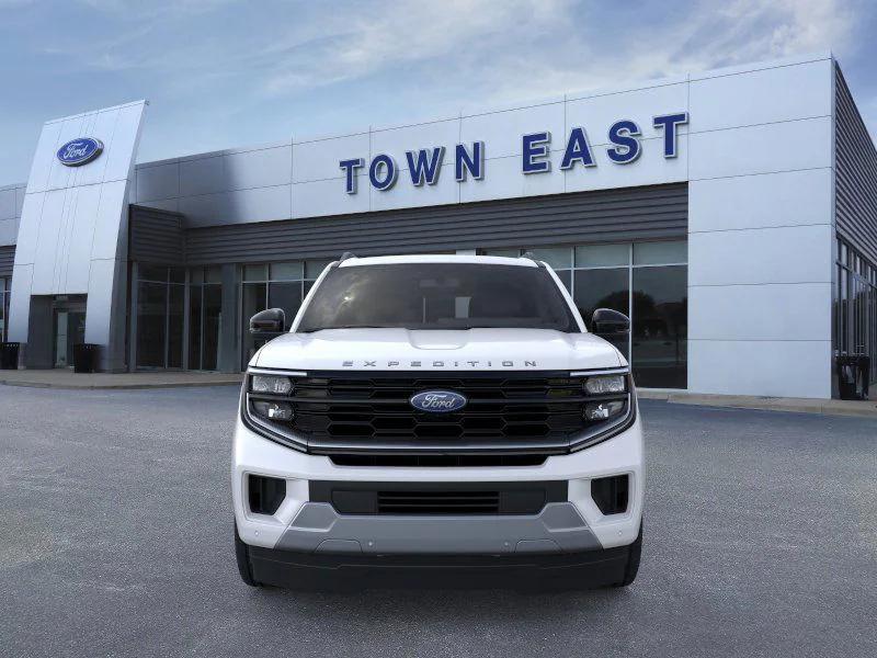 new 2025 Ford Expedition car, priced at $76,299