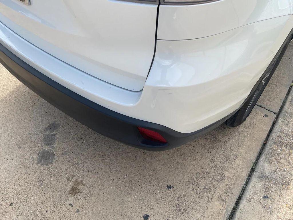 used 2018 Toyota Highlander car, priced at $17,391