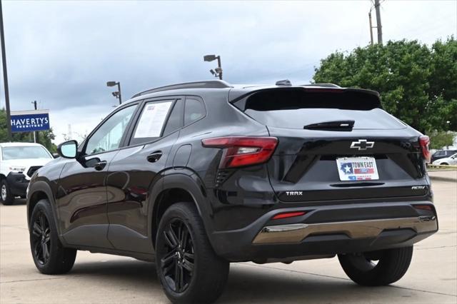 used 2024 Chevrolet Trax car, priced at $23,899