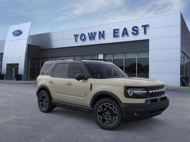 new 2025 Ford Bronco Sport car, priced at $38,124