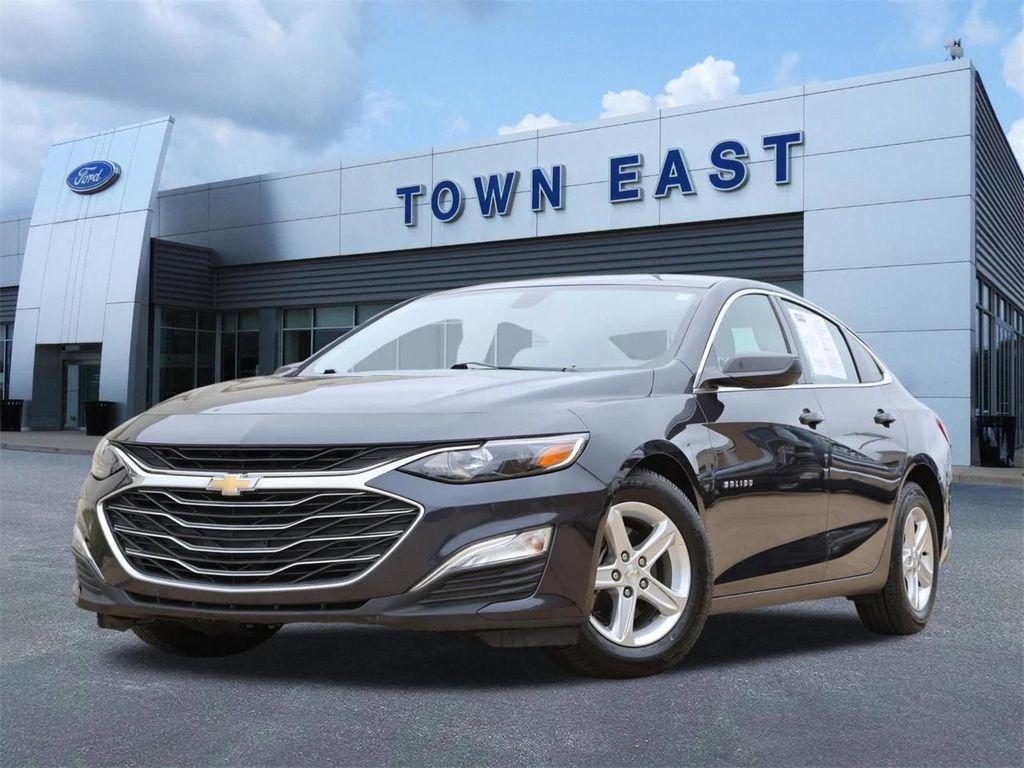 used 2022 Chevrolet Malibu car, priced at $13,899