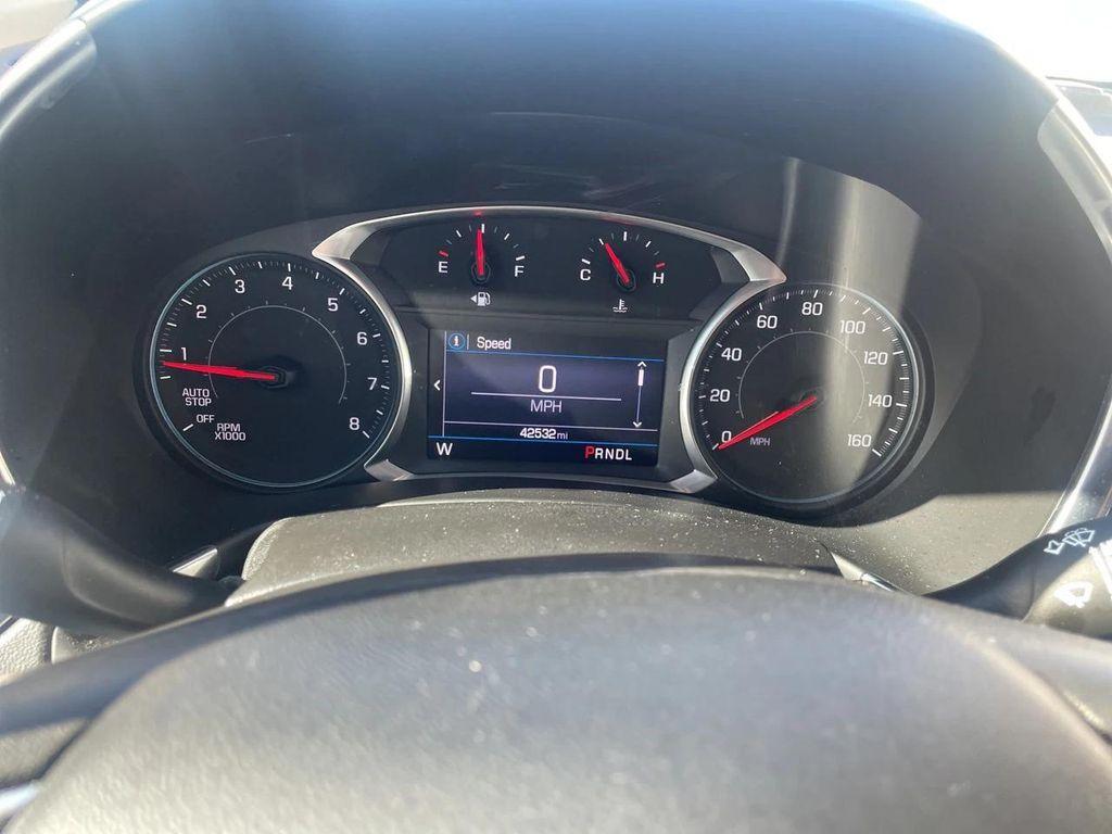 used 2022 Chevrolet Equinox car, priced at $17,827