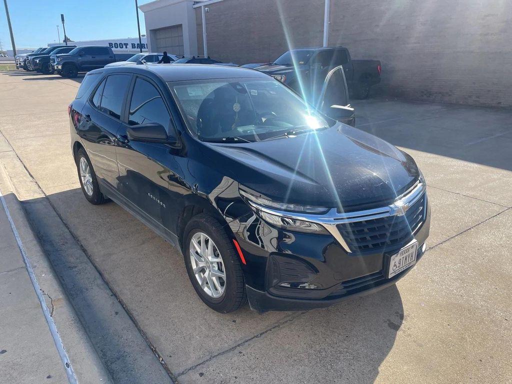 used 2022 Chevrolet Equinox car, priced at $17,827