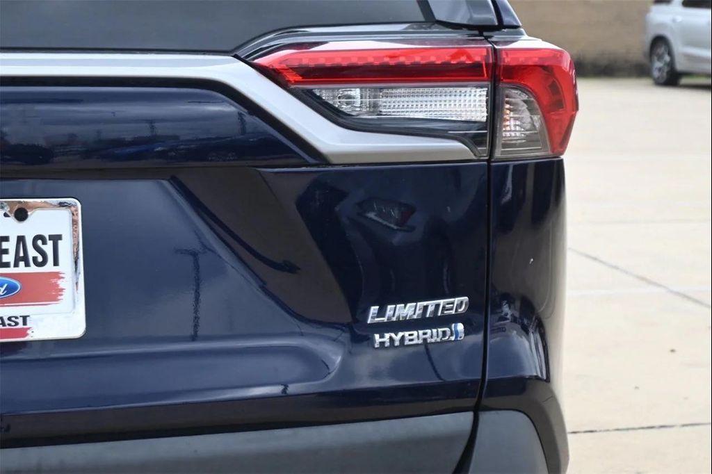used 2021 Toyota RAV4 Hybrid car, priced at $25,867