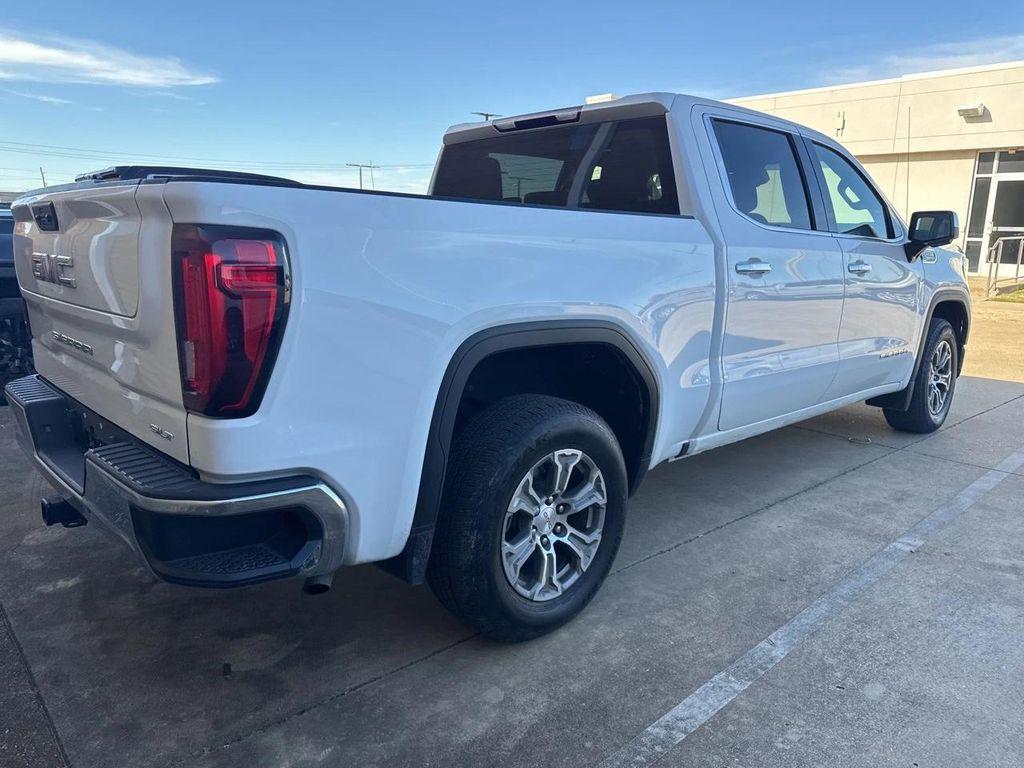 used 2024 GMC Sierra 1500 car, priced at $40,255