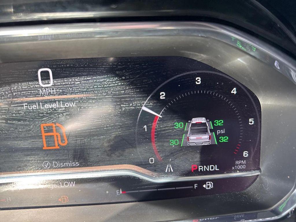 used 2024 GMC Sierra 1500 car, priced at $40,255