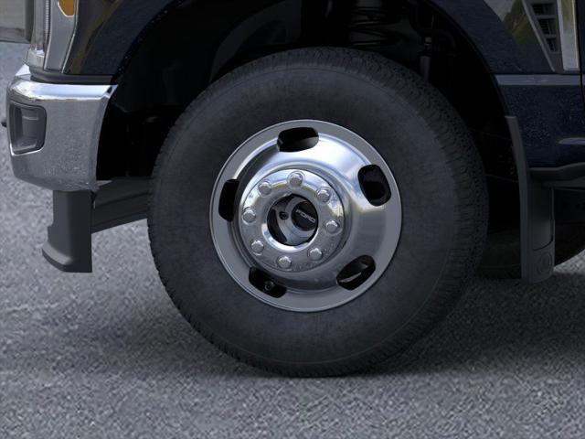 new 2025 Ford F-350 car, priced at $66,311