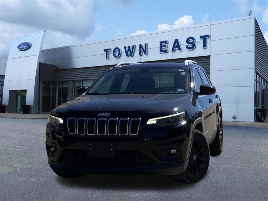 used 2020 Jeep Cherokee car, priced at $16,999