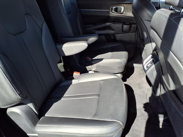 used 2022 Kia Sorento car, priced at $32,632