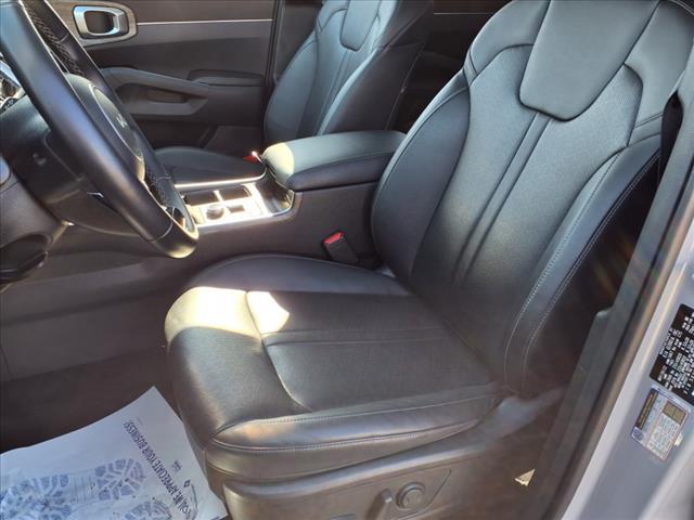 used 2022 Kia Sorento car, priced at $32,632