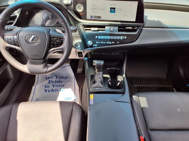 used 2024 Lexus ES 300h car, priced at $41,999