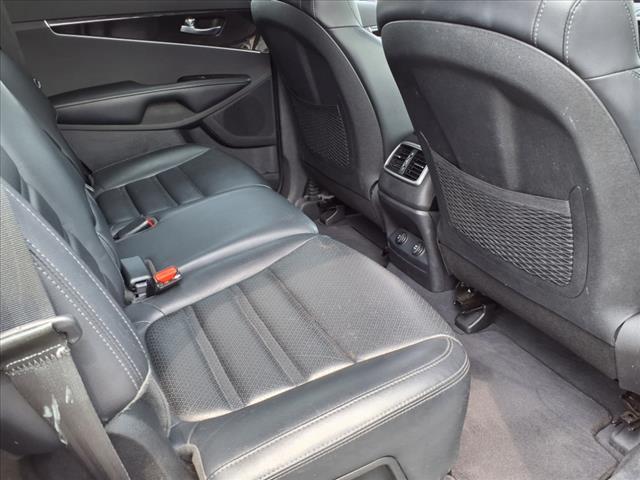 used 2019 Kia Sorento car, priced at $18,999
