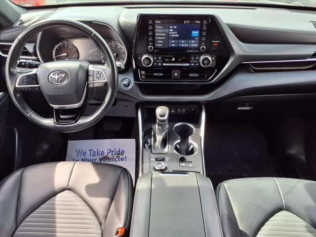 used 2022 Toyota Highlander car, priced at $37,296