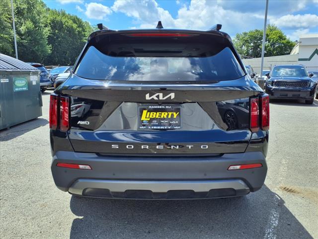 used 2022 Kia Sorento car, priced at $29,752