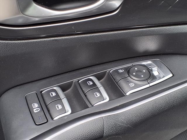 used 2022 Kia Sorento car, priced at $27,459