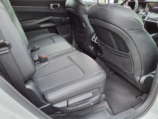 used 2022 Kia Sorento car, priced at $27,459