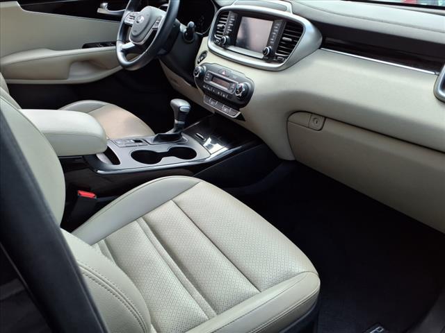 used 2020 Kia Sorento car, priced at $22,998