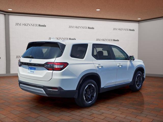 new 2025 Honda Pilot car, priced at $48,202