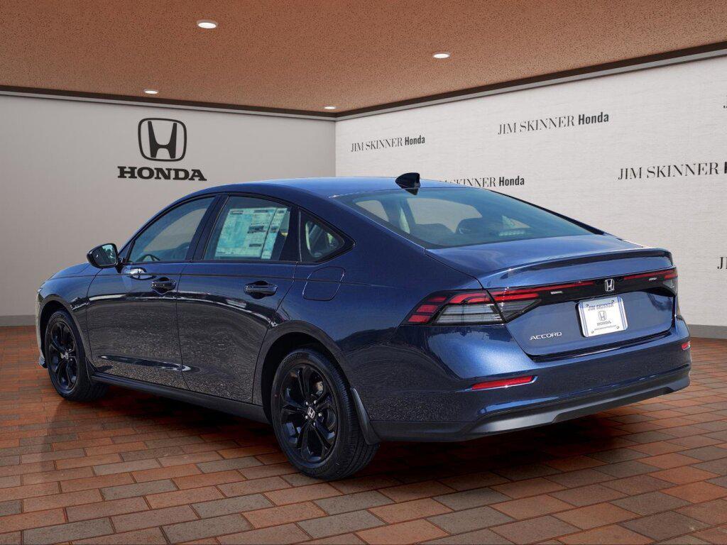 new 2025 Honda Accord car, priced at $32,308