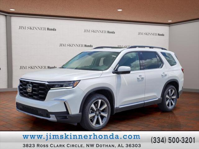 new 2025 Honda Pilot car, priced at $55,882