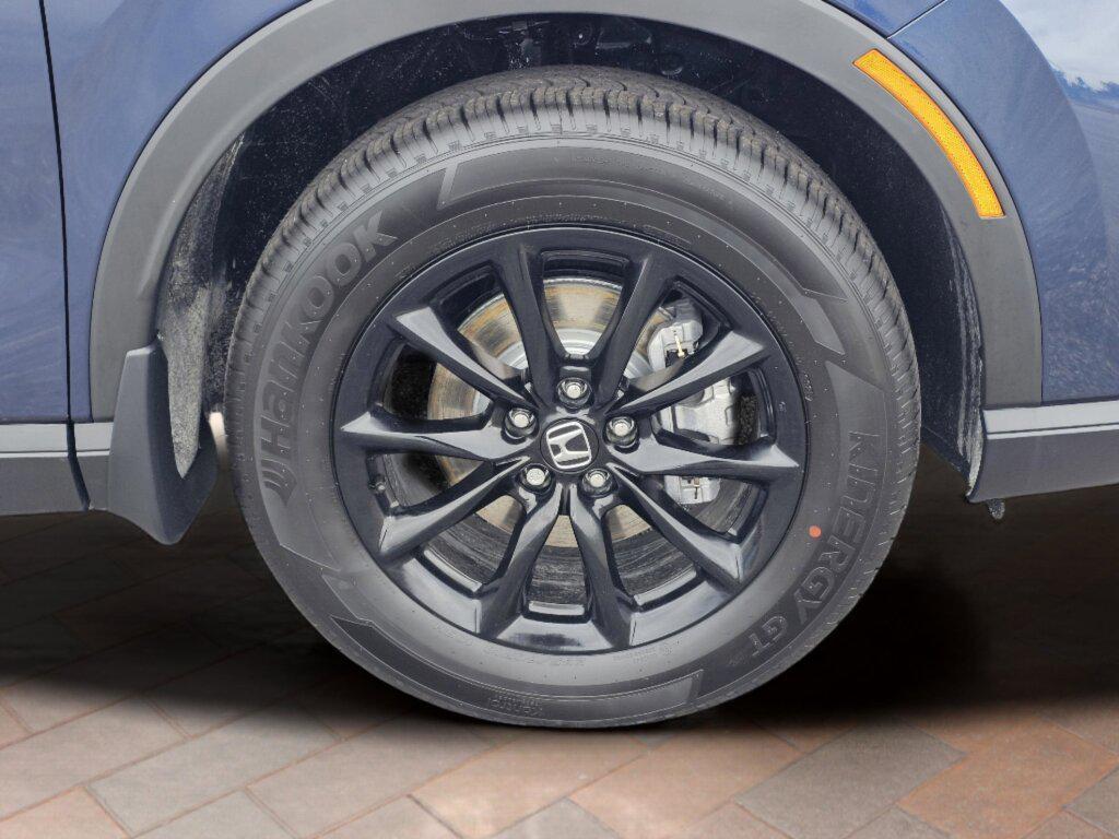 new 2026 Honda CR-V Hybrid car, priced at $42,572