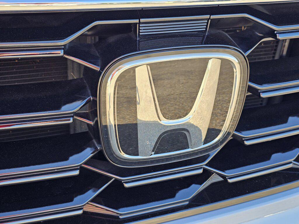 used 2023 Honda Pilot car, priced at $44,990