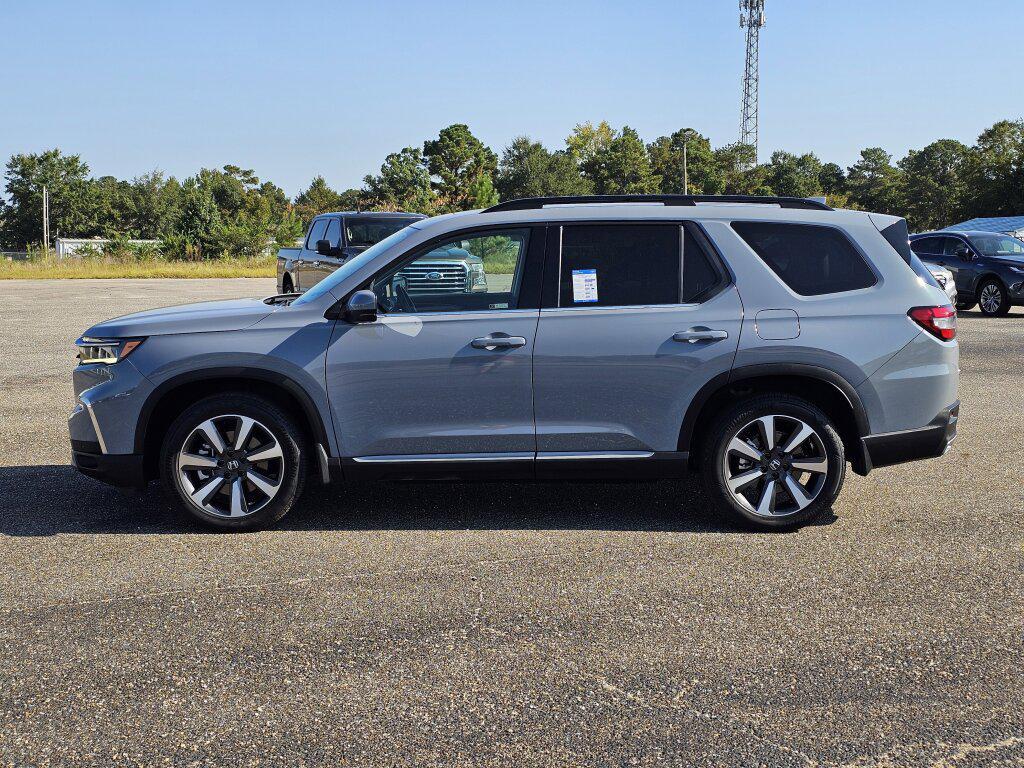 used 2023 Honda Pilot car, priced at $44,990