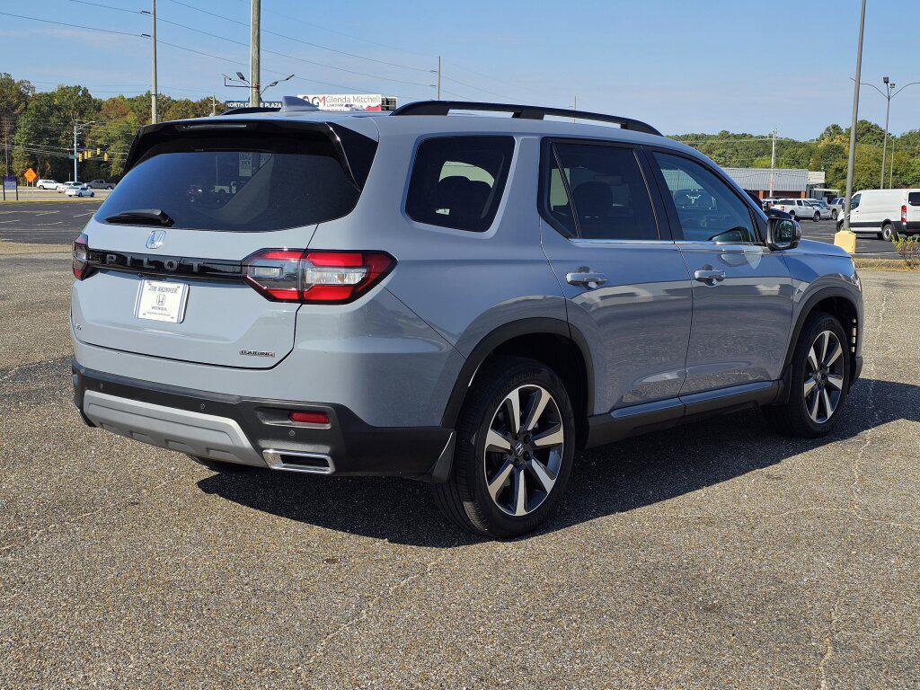 used 2023 Honda Pilot car, priced at $44,990