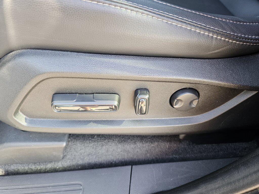 used 2023 Honda Pilot car, priced at $44,990