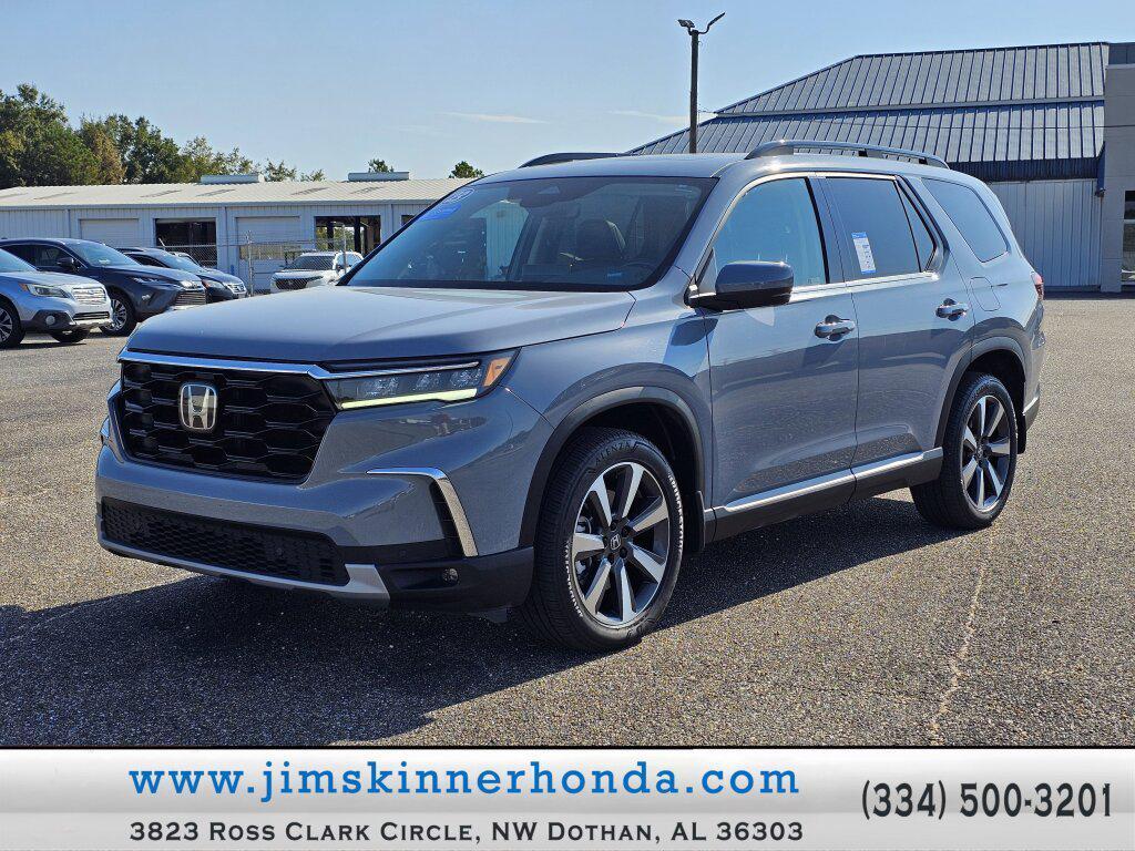 used 2023 Honda Pilot car, priced at $44,990