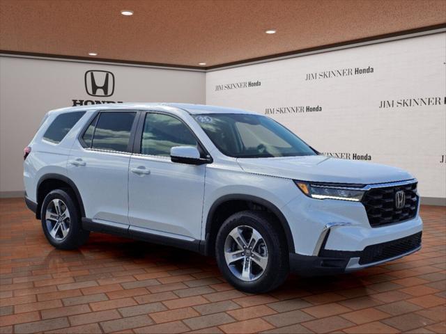 new 2025 Honda Pilot car, priced at $48,103