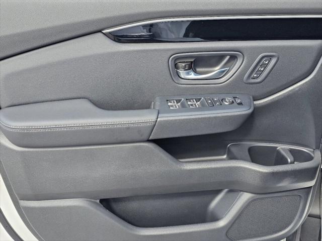 new 2025 Honda Pilot car, priced at $48,103