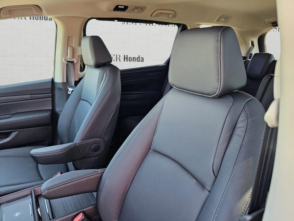 new 2026 Honda Odyssey car, priced at $45,848