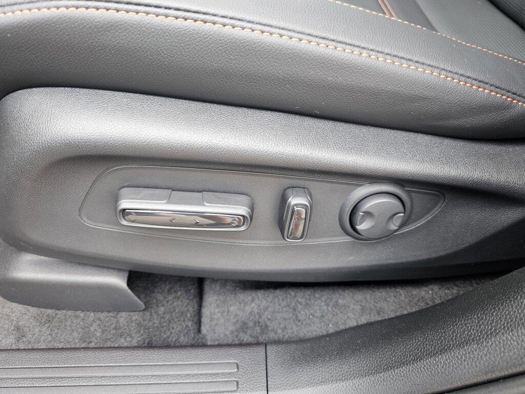 new 2026 Honda CR-V Hybrid car, priced at $42,572