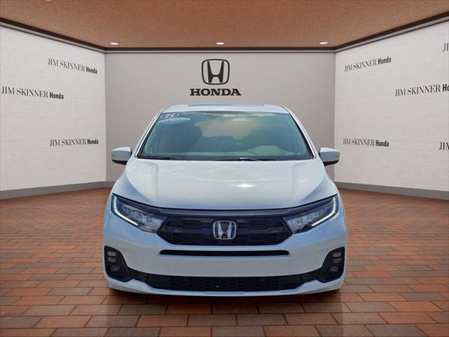 used 2025 Honda Odyssey car, priced at $45,990